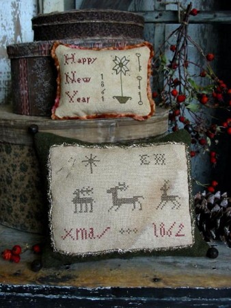 Elizabeth Hammond's Christmas Sampler Pillow E-pattern